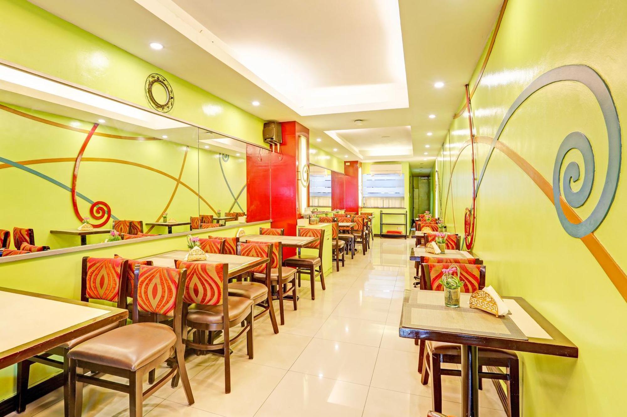 Townhouse Oak Vip Suites, Near Pnr Pasay Evangelista, Makati Manila Makati City Exterior photo
